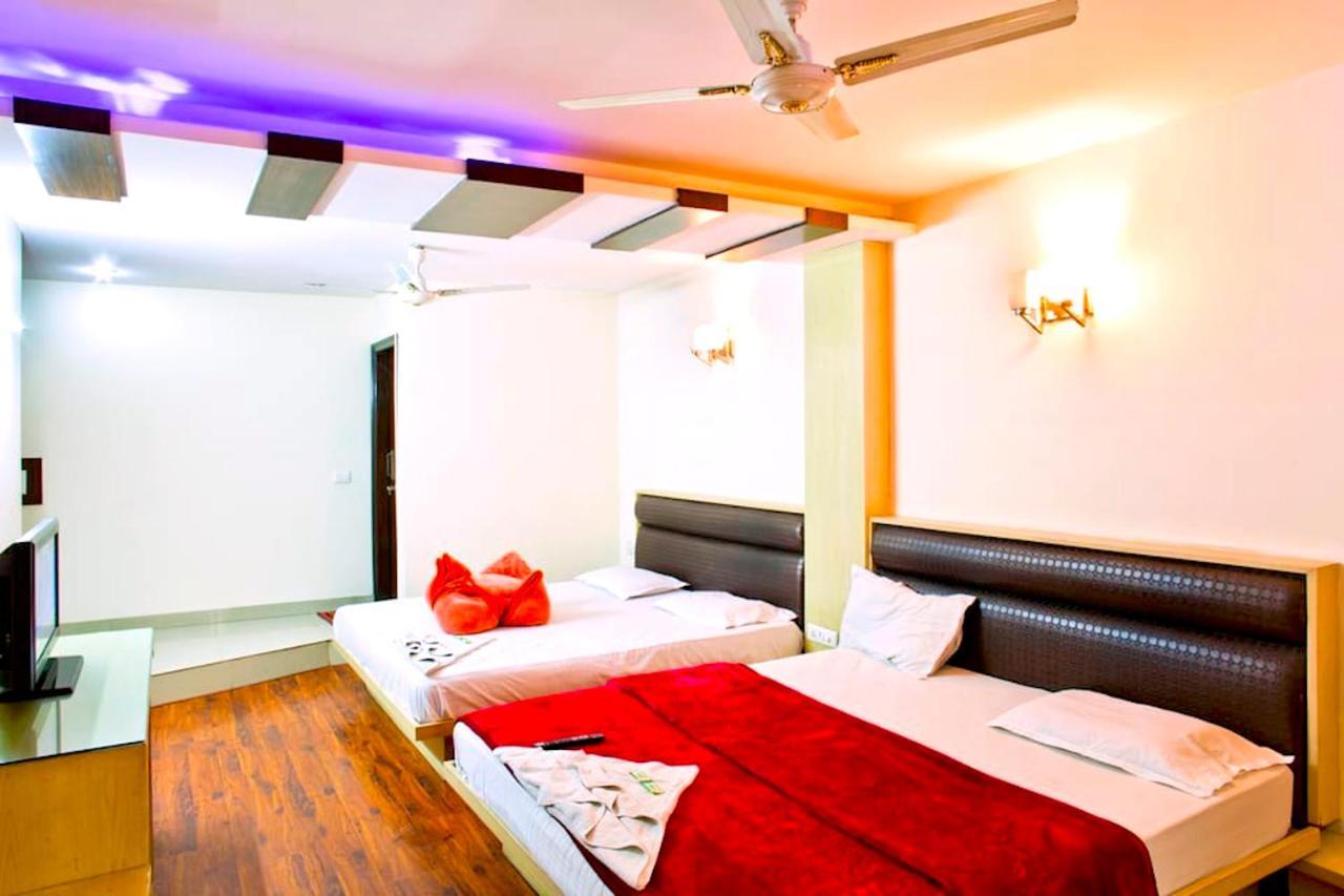 Hotel Milan Deluxe Neu-Delhi Exterior foto